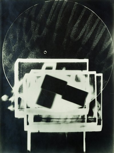 Fotogram 1, c.1923 door Laszlo Moholy Nagy