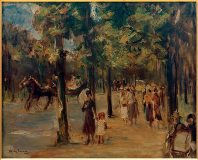 Laan in het Tiergarten met wandelaars door Max Liebermann