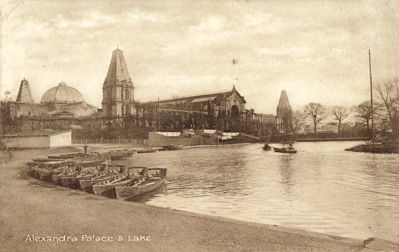 Alexandra Palace, Meer door (after) English photographer
