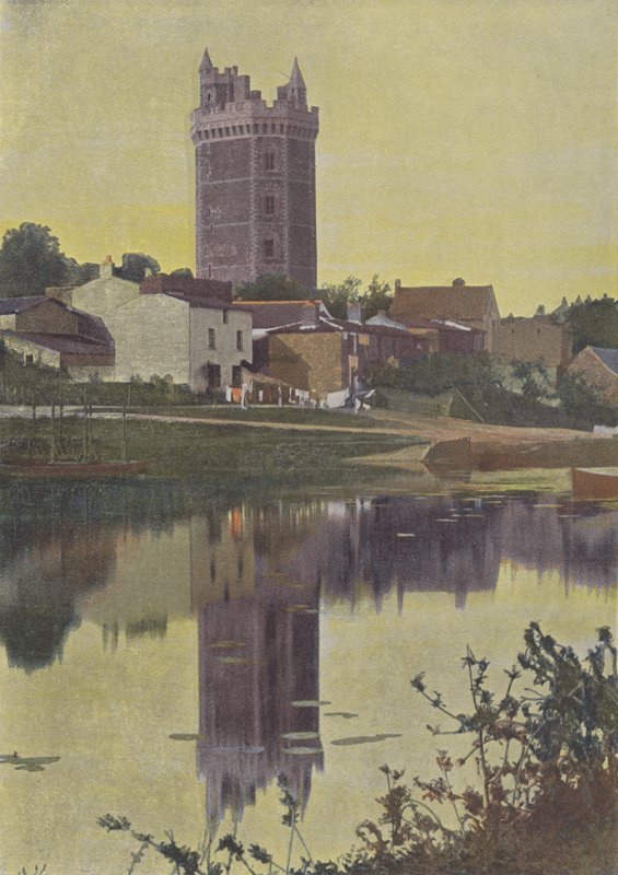 Oudon, Toren door (after) French Photographer