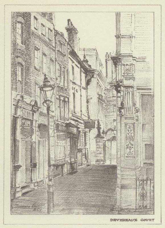 Devereaux Court door Alan Stapleton