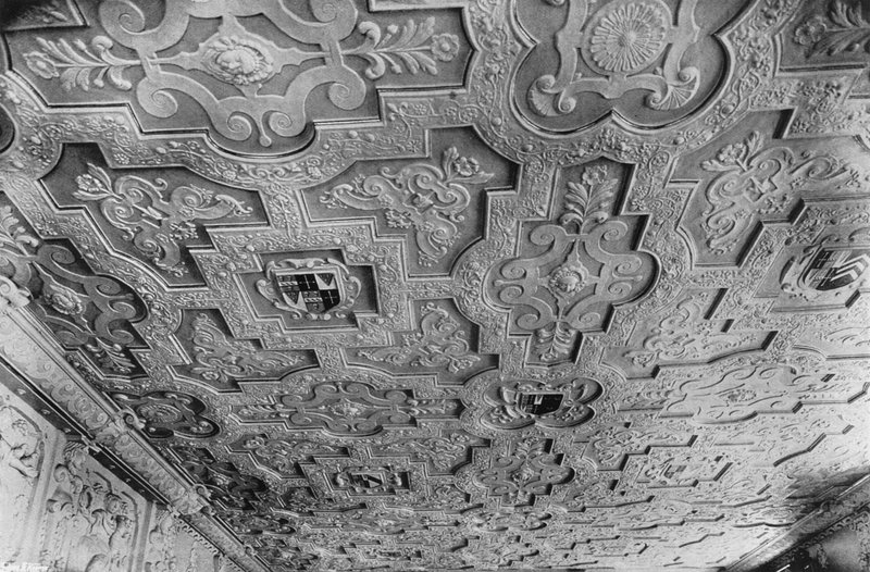 Plafond van de eetkamer door Charles Latham