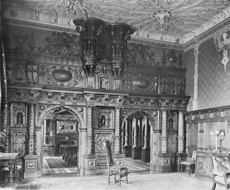 Het Scherm in de Eetkamer door Charles Latham