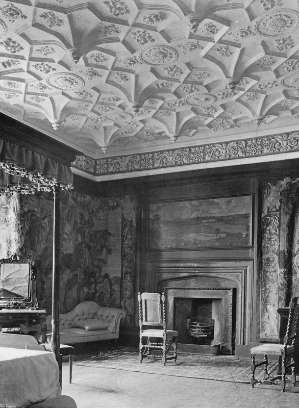 De Tapijtkamer door Charles Latham