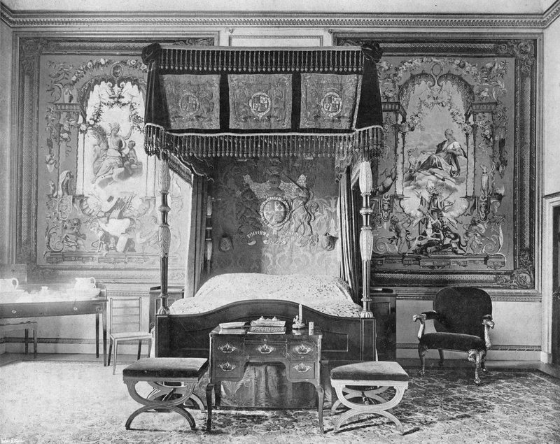 De Tapijtkamer door Charles Latham