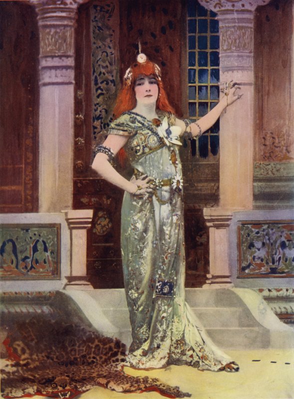 Madame Sarah Bernhardt in Iseyl door English Photographer