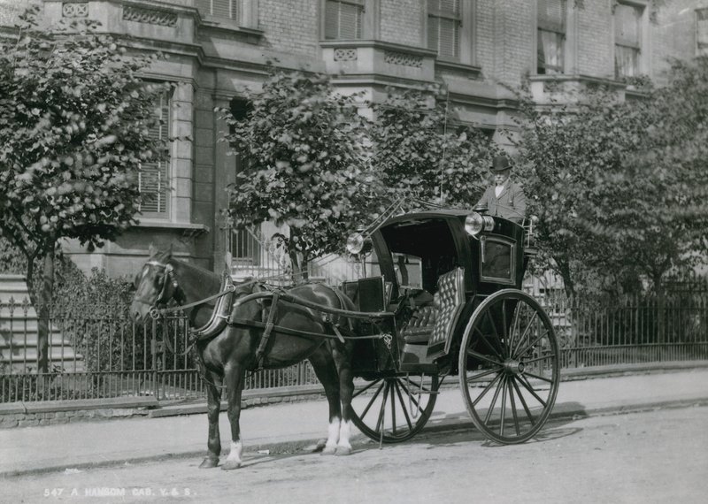 Een bestuurder die op zijn Hansom cab zit door English Photographer