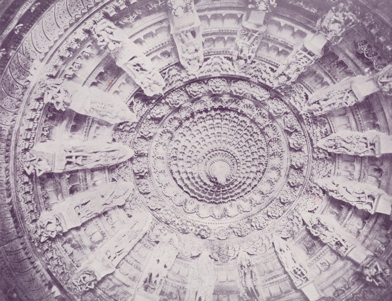 Gesneden Plafond, Jain Tempel, Mount Abu door English Photographer