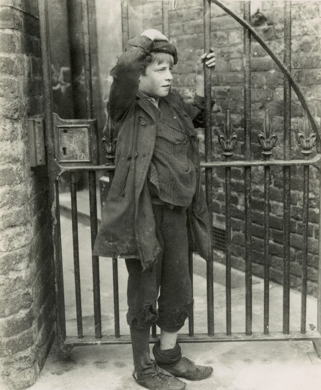Kinderarmoede, Londen door English Photographer