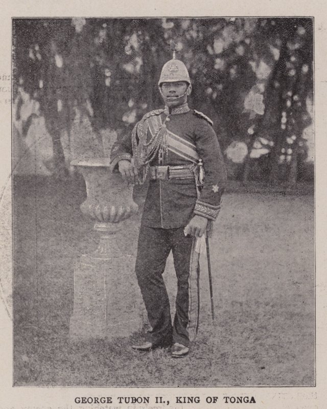 George Tubon II, koning van Tonga door English Photographer