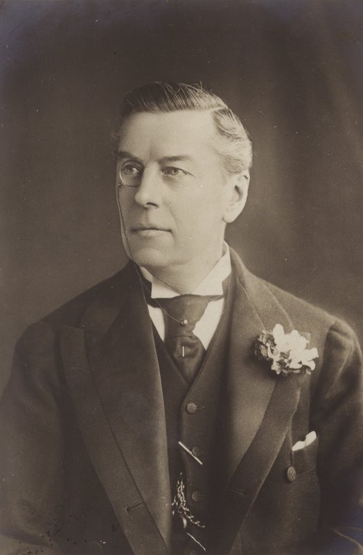 Joseph Chamberlain door English Photographer