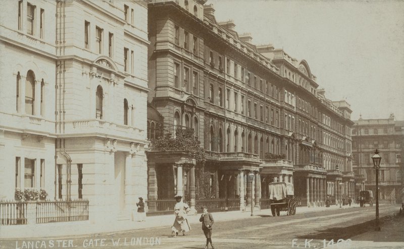 Lancaster Gate West Londen door English Photographer