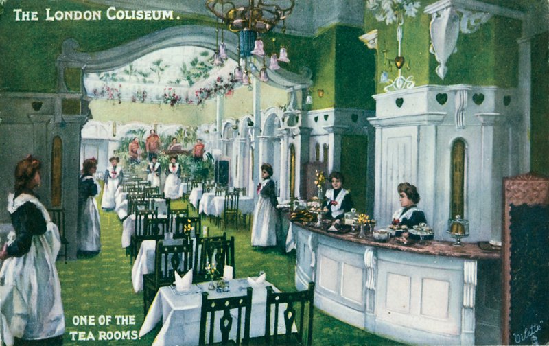 London Coliseum, Een van de Theekamers door English Photographer
