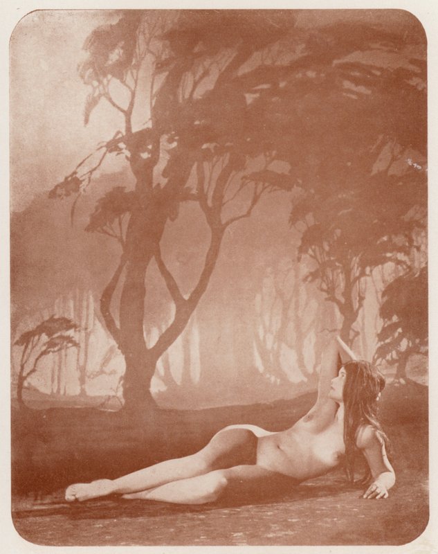 Naaktkunst: Schemering door English Photographer