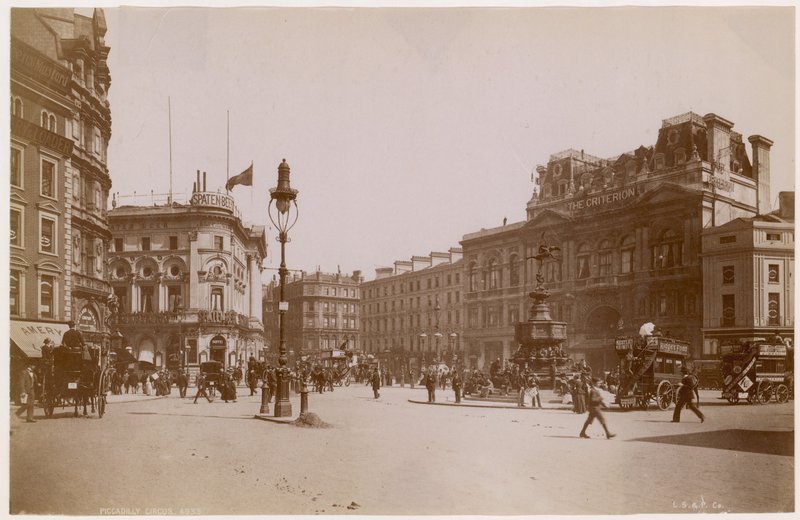 Piccadilly Circus, Londen door English Photographer