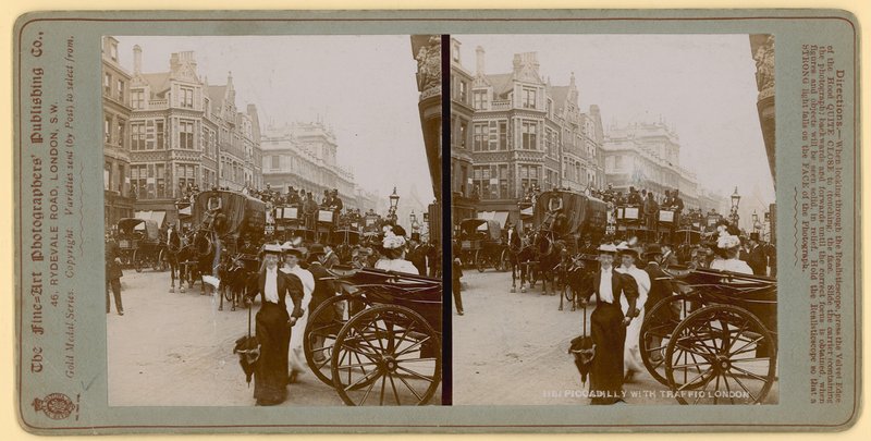 Piccadilly, Londen door English Photographer