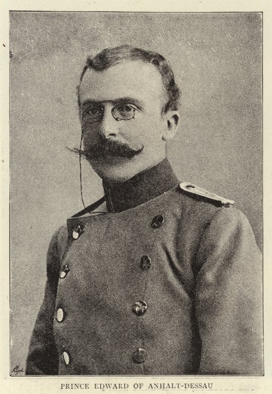 Prins Edward van Anhalt-Dessau door English Photographer