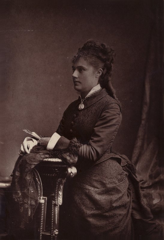 Rose Coghlan door English Photographer