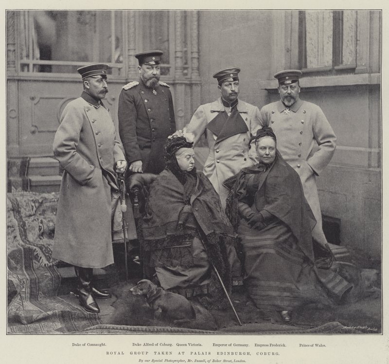 Koninklijke Groep genomen in Palais Edinburgh, Coburg door English Photographer