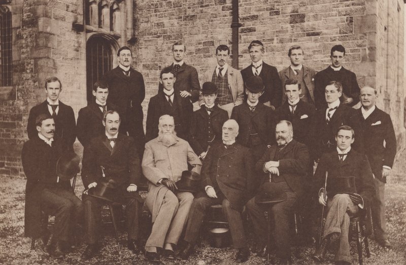 Sedbergh: Groep oude Sedberghians door English Photographer