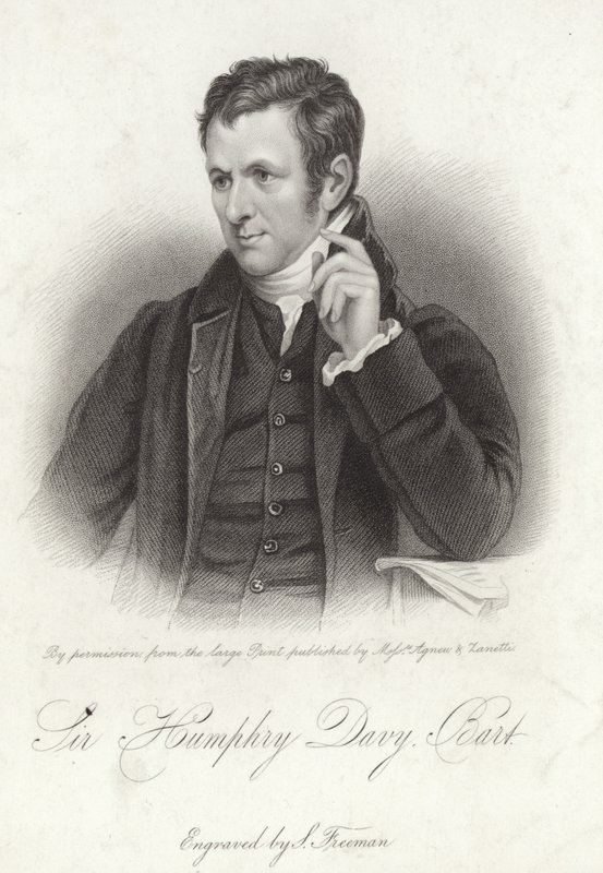 Humphrey Davy door English School
