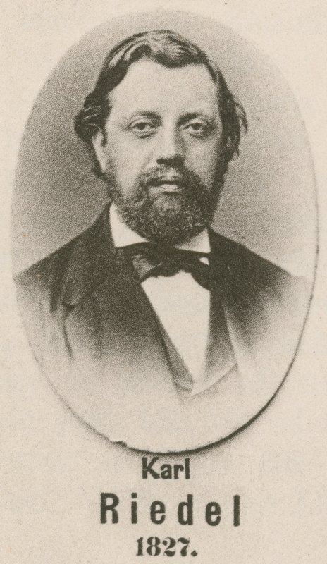 Karl Riedel door English School