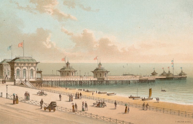 De West Pier--Brighton door English School