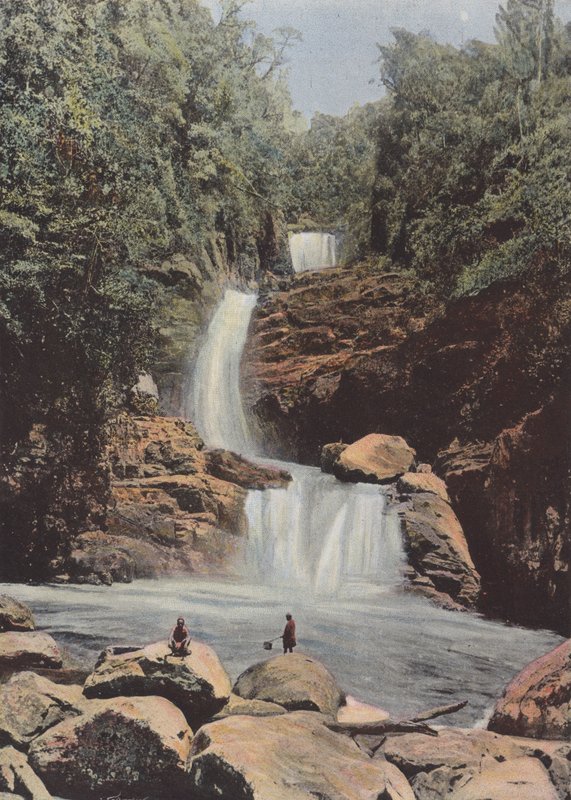 Waterval van Namora, Oostkant door European Photographer