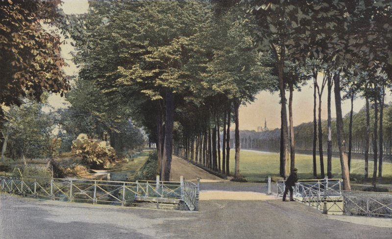 Amiens, Promenade de la Hotoie door French Photographer