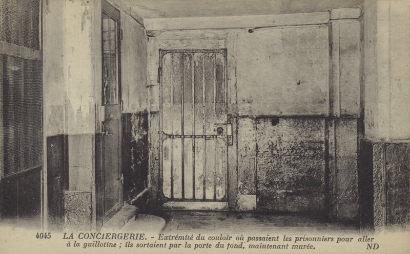 Conciergerie (zwart-wit foto) door French Photographer