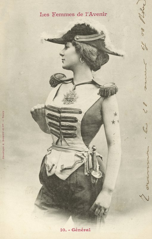 Generaal, vrouw van de toekomst door French Photographer
