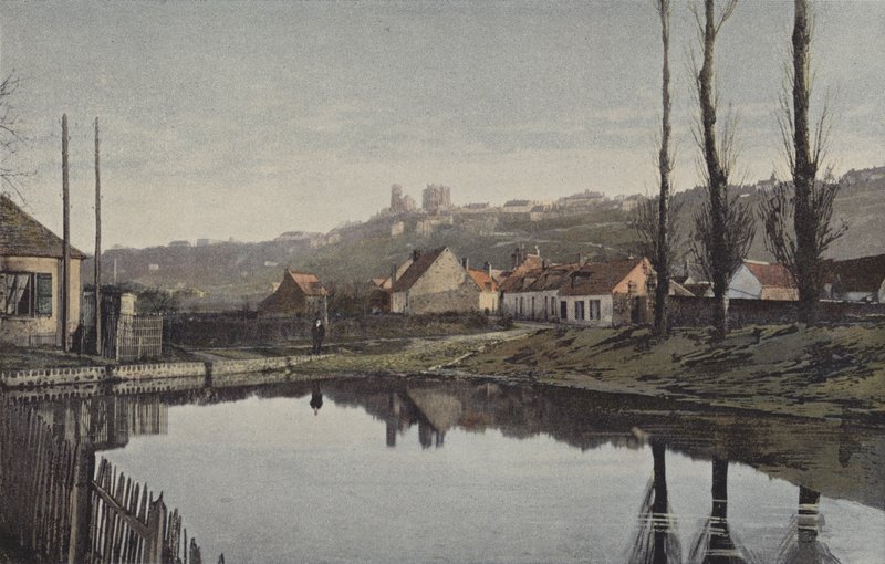 Laon, algemeen uitzicht vanaf de vlakte door French Photographer
