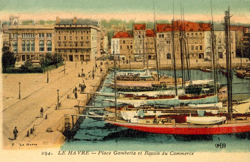 Le Havre, Place Gambetta, Bassin Du Commerce door French Photographer