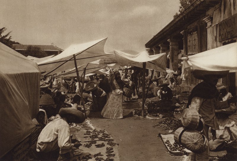 Mexico: Markt in Amecameca (z/w foto) door Hugo Brehme