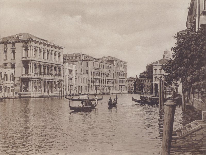 Canal Grande en Palazzo Browning door Italian Photographer