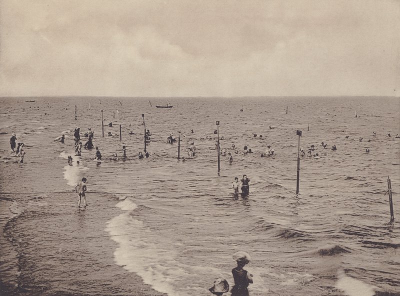 Lido, Bagni Di Mare door Italian Photographer