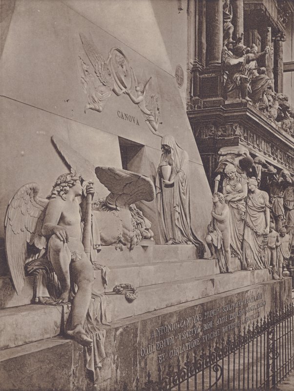 Monumento A Canova door Italian Photographer