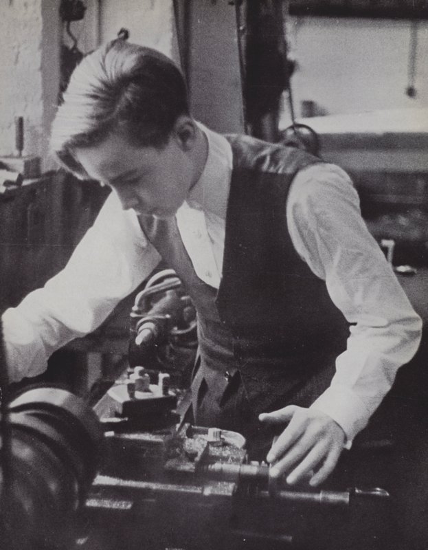School voor Mechanica, Eton door Laszlo Moholy Nagy