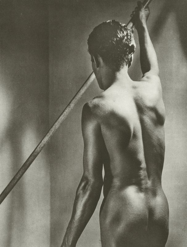 Torso van Raman door Lionel Wendt