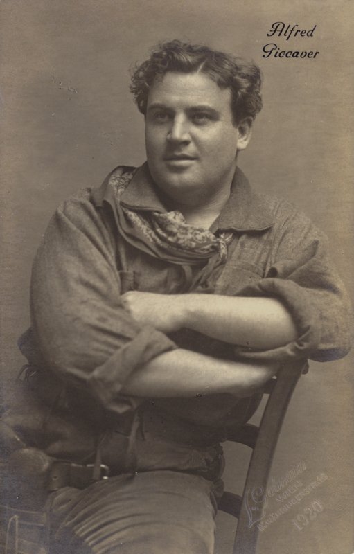 Alfred Piccaver, Brits-Amerikaanse operazanger door Photographer Austrian