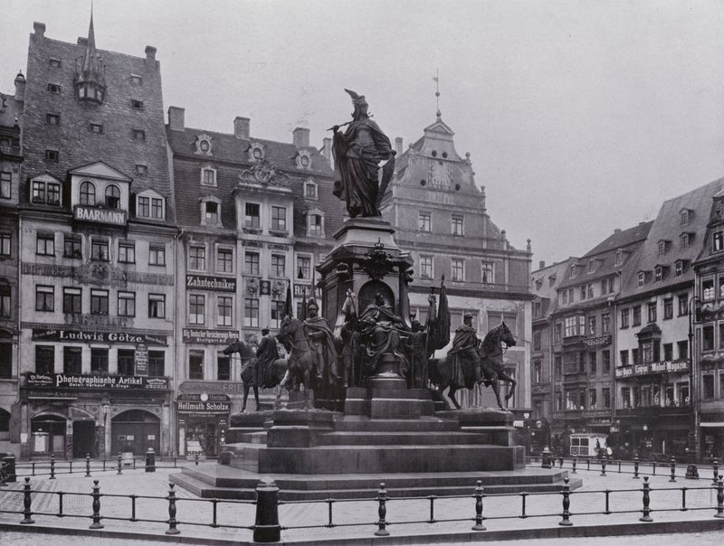 Leipzig: Siegesdenkmal door Photographer German