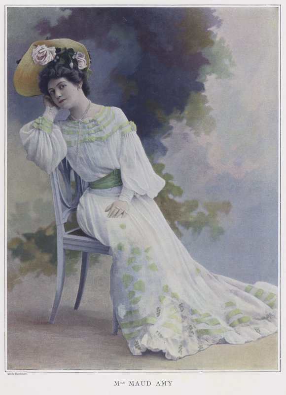 Maud Amy, Franse actrice door Reutlinger Studio