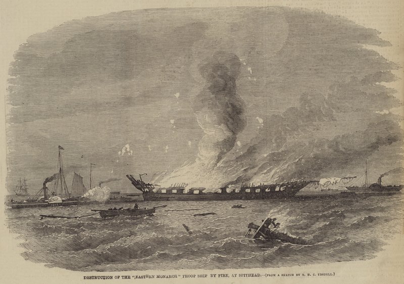 Vernietiging van het troepenschip Eastern Monarch door brand, bij Spithead door Richard Ubsdell