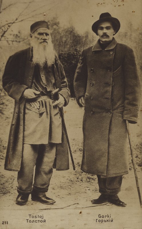 Russische auteurs Leo Tolstoy en Maxim Gorky, 1900 door Sophia Andreevna Tolstaya